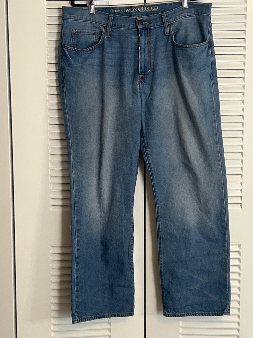 Old Navy Men's Light Wash Relaxed Jeans